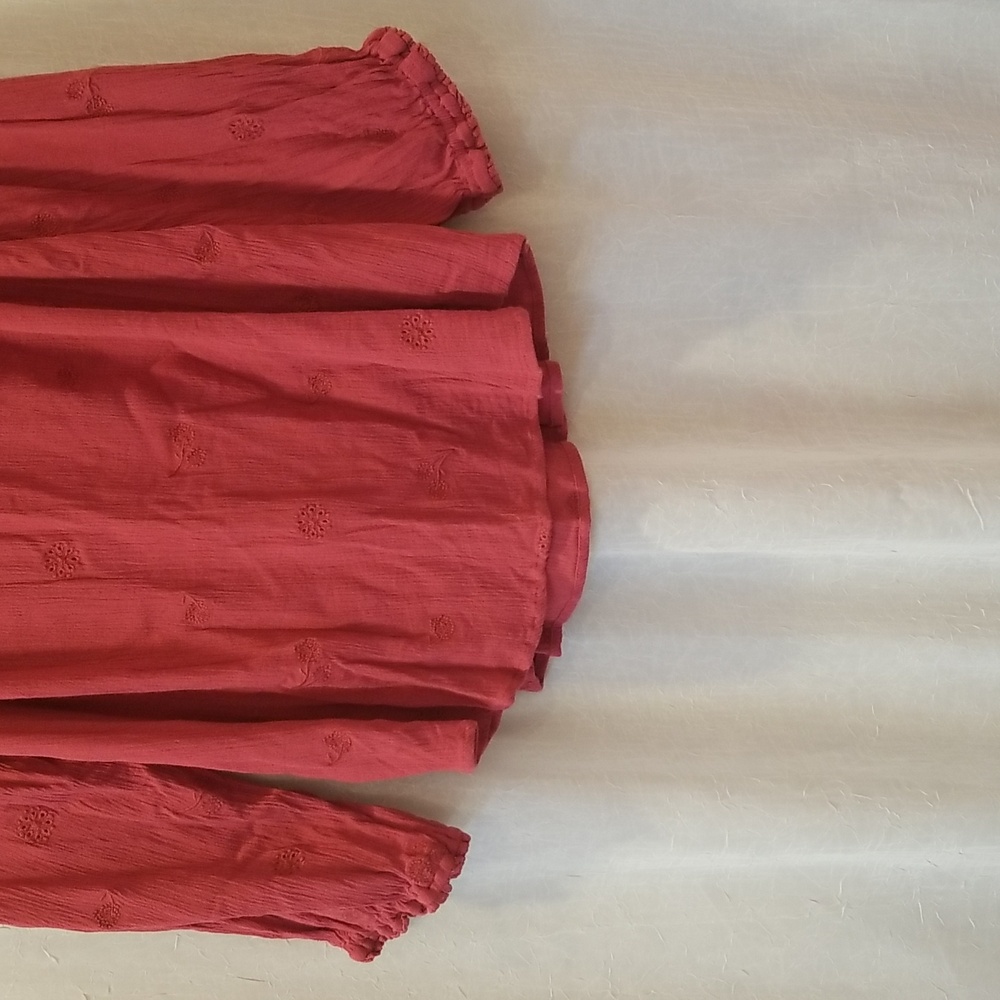 Women's Red Blouse - Picture 4 of 6